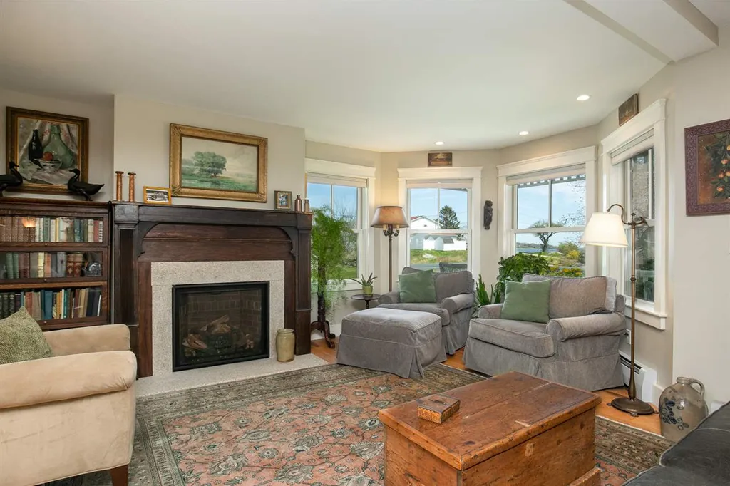 10 Fellows Court New Castle NH 03854