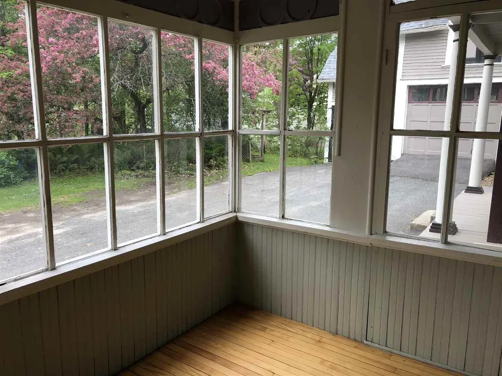 613 Summer Street St. Johnsbury VT 05819