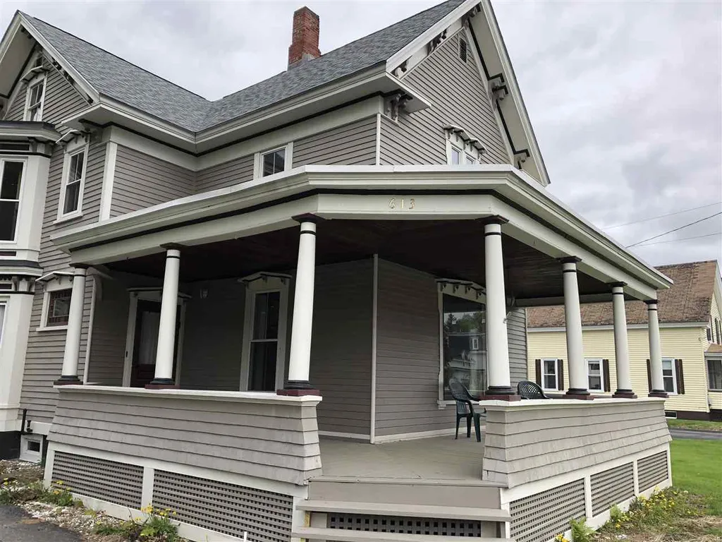 613 Summer Street St. Johnsbury VT 05819