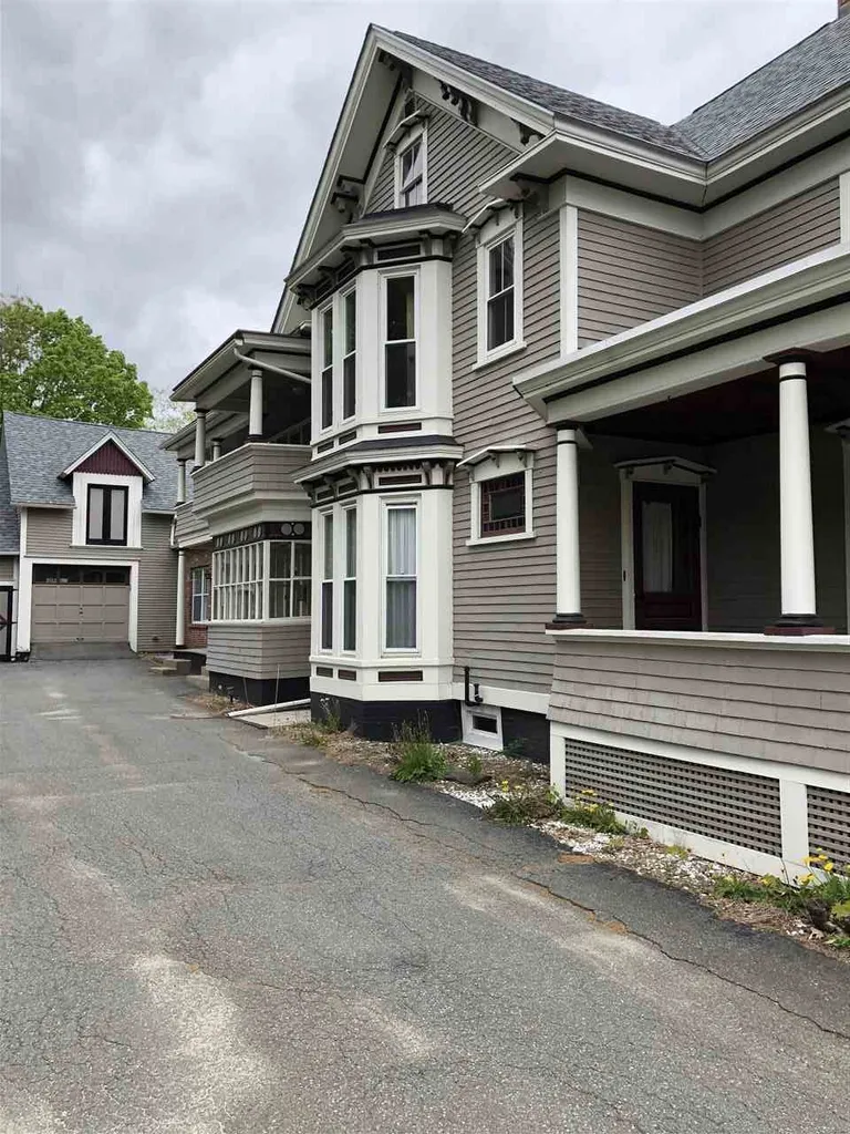 613 Summer Street St. Johnsbury VT 05819