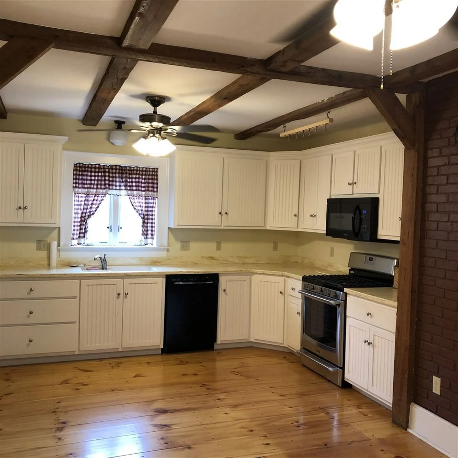 613 Summer Street St. Johnsbury VT 05819