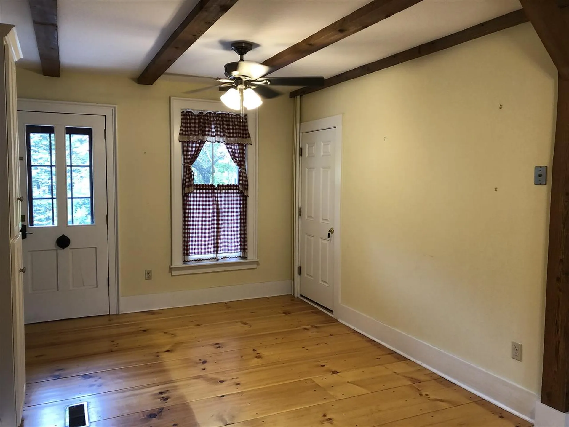 613 Summer Street St. Johnsbury VT 05819