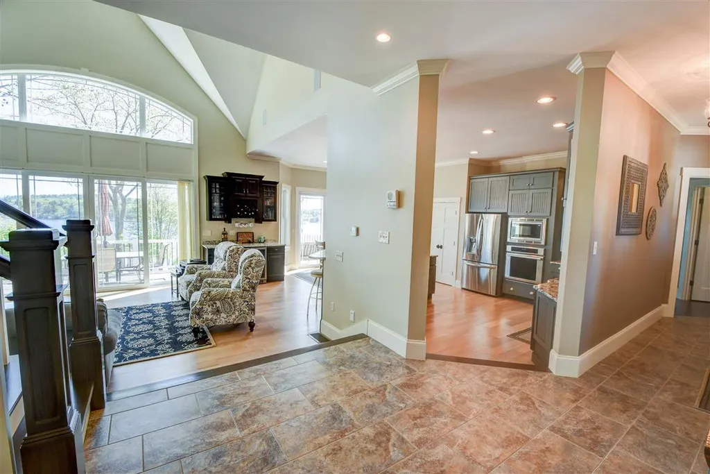 37 Deerfield Turn Laconia NH 03246