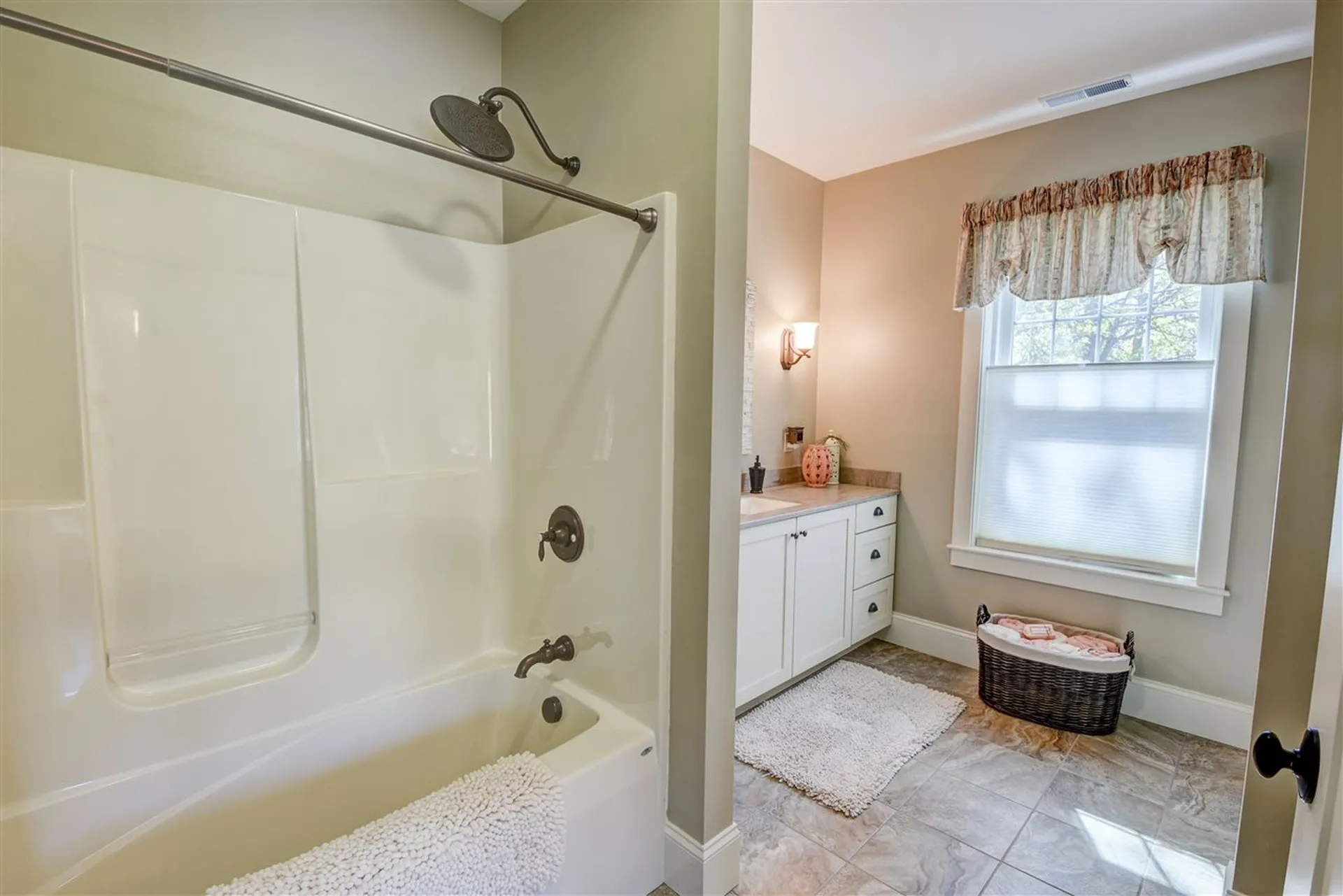 37 Deerfield Turn Laconia NH 03246