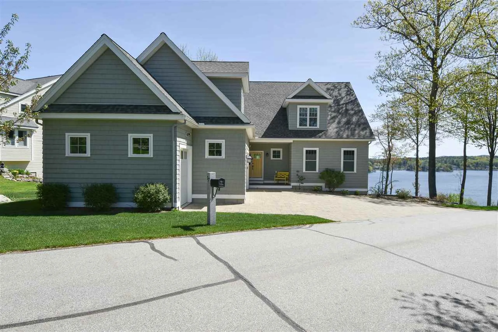 37 Deerfield Turn Laconia NH 03246