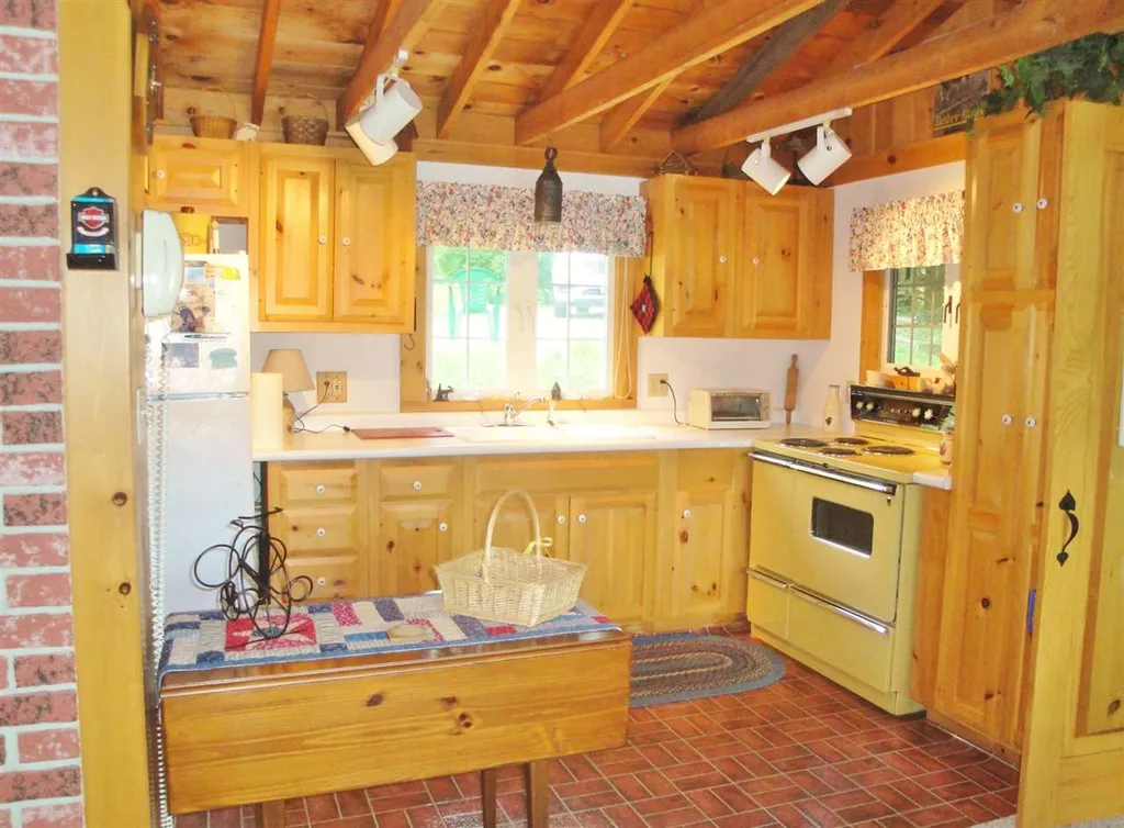 90 Rainbow Drive Loudon NH 03307