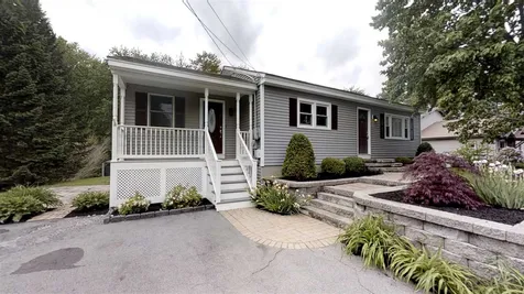 5 Dawson Avenue Salem NH 03079