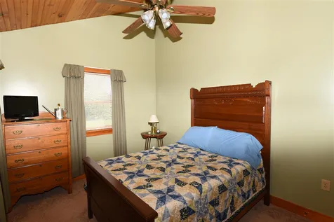 1558 Stone Road Brookfield VT 05036