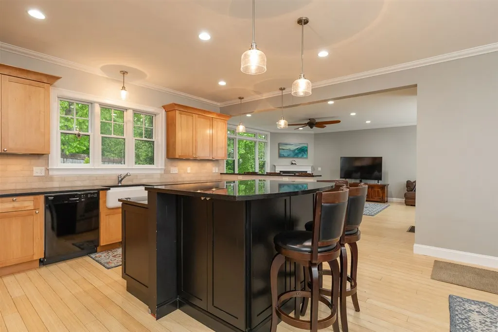 1177 Sagamore Avenue Portsmouth NH 03801