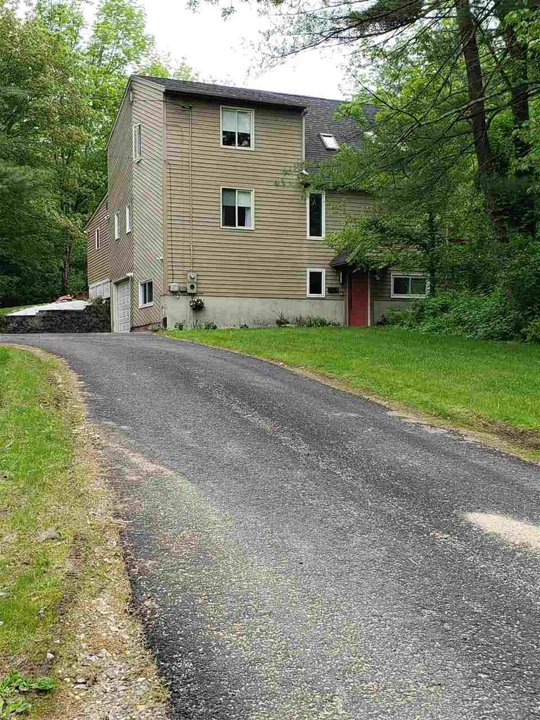 157 Wheel Wright Road Hampstead NH 03841