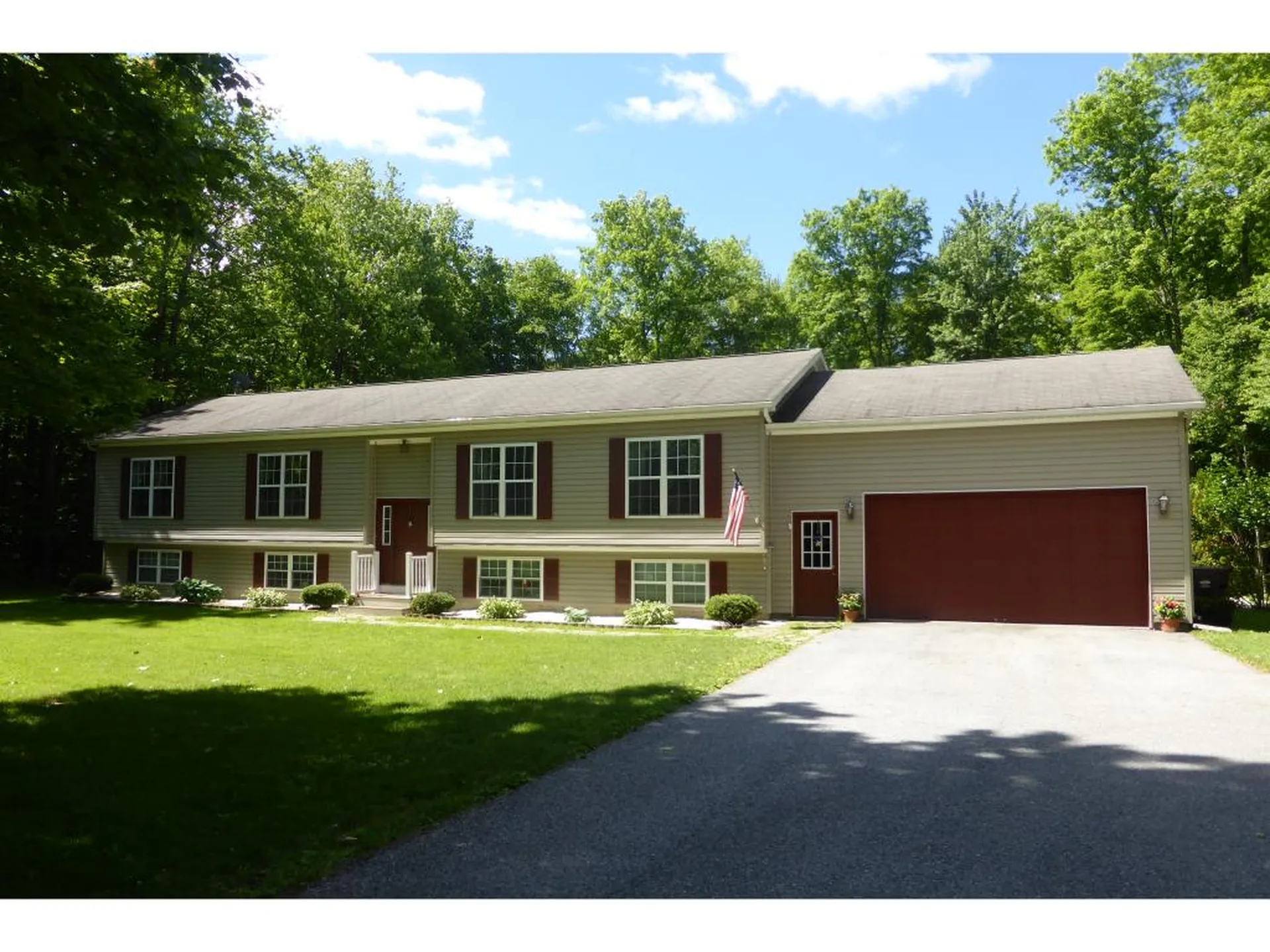 137 Michaels Drive Bennington VT 05201
