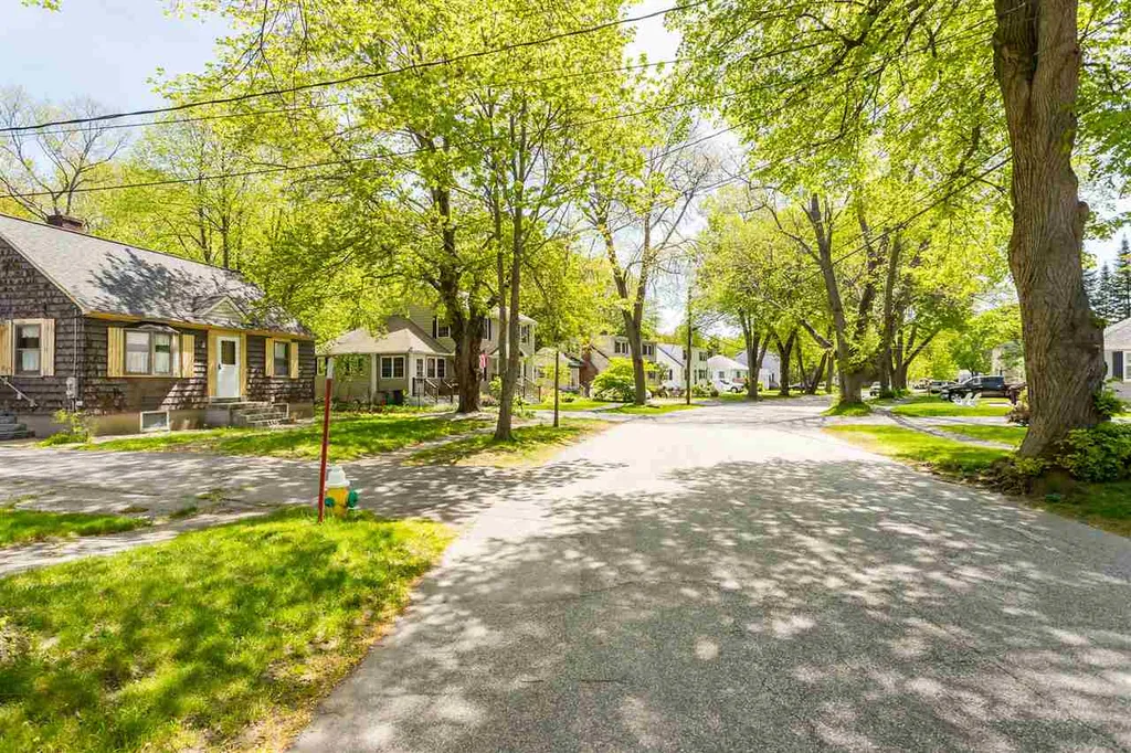 413 Colonial Drive Portsmouth NH 03801