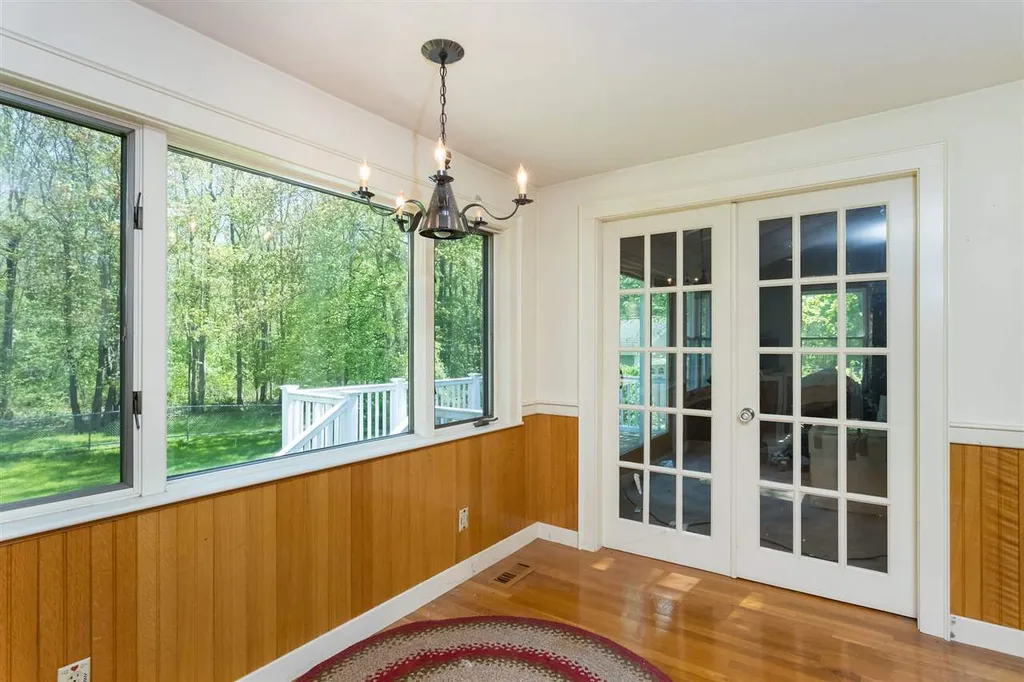 413 Colonial Drive Portsmouth NH 03801