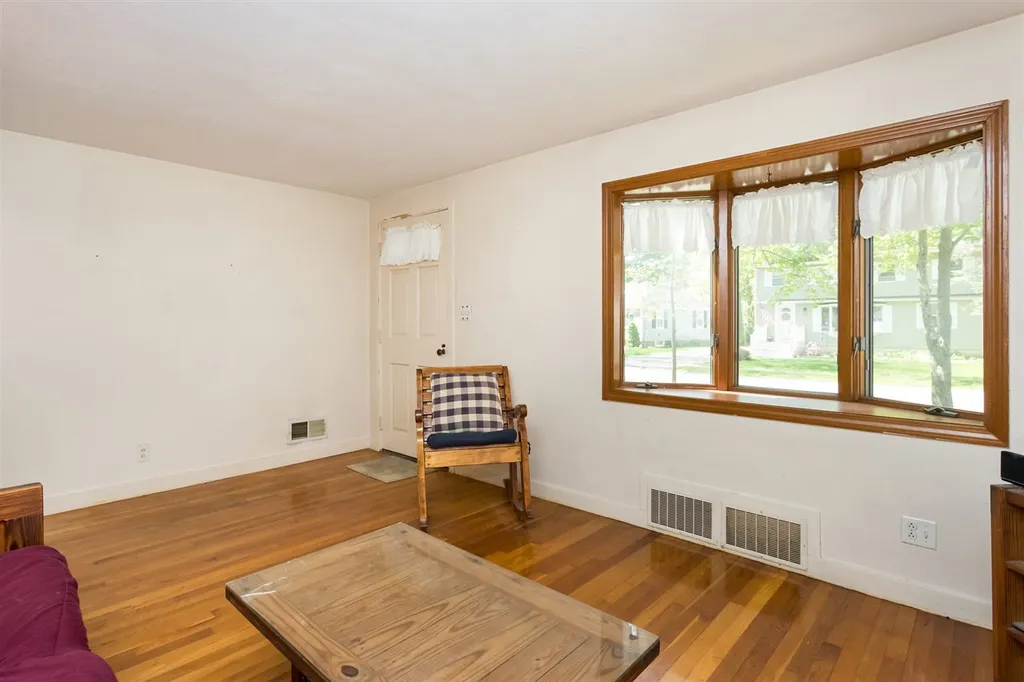 413 Colonial Drive Portsmouth NH 03801