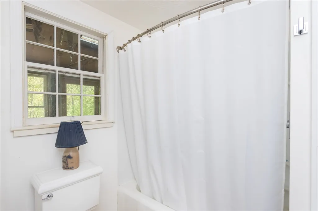 413 Colonial Drive Portsmouth NH 03801