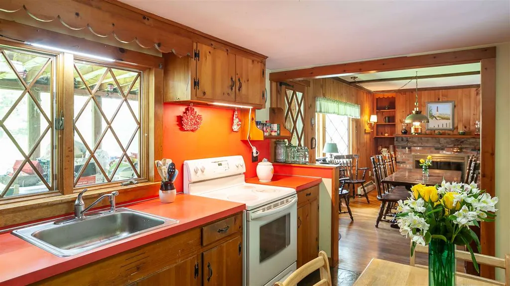 17 Winchester Road Chesterfield NH 03443