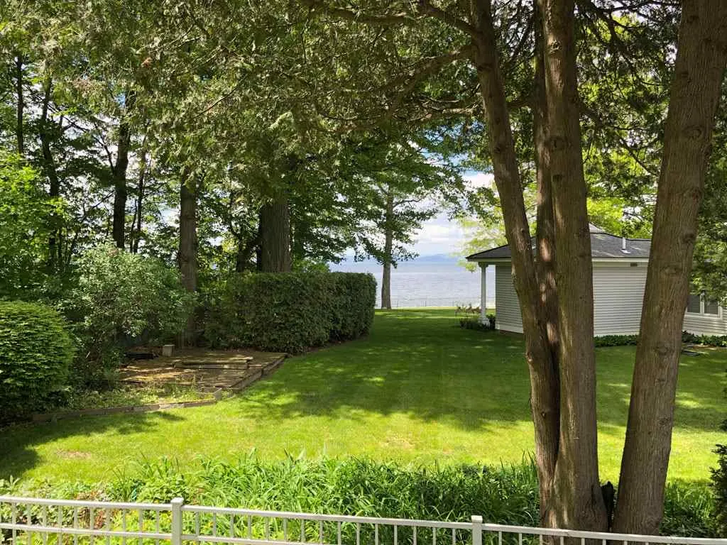 84 Ridgewood Drive Burlington VT 05401