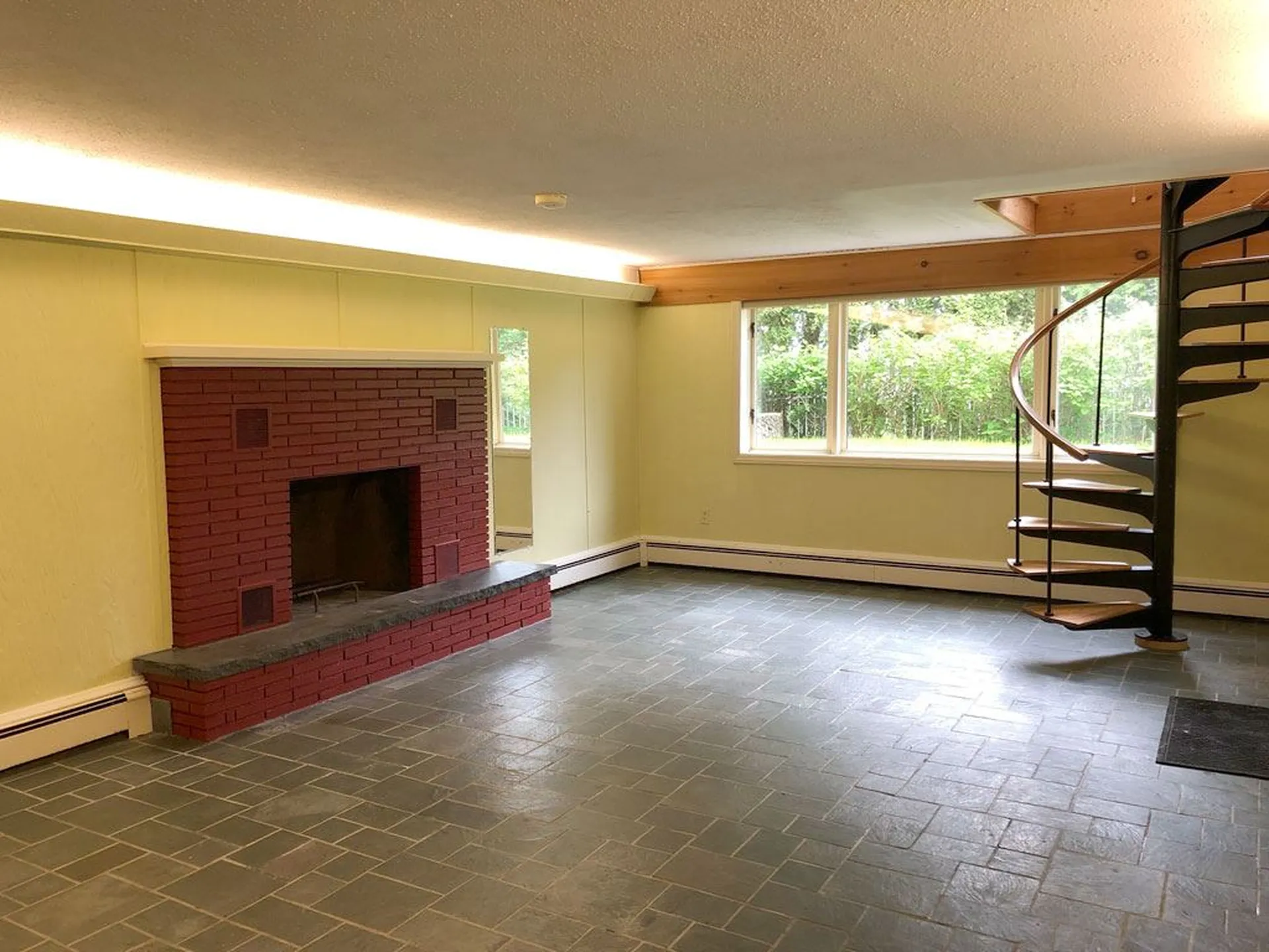 84 Ridgewood Drive Burlington VT 05401