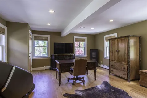 776 Mcnamara Road Dorset VT 05251