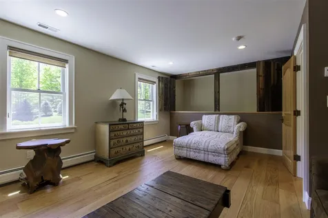 776 Mcnamara Road Dorset VT 05251