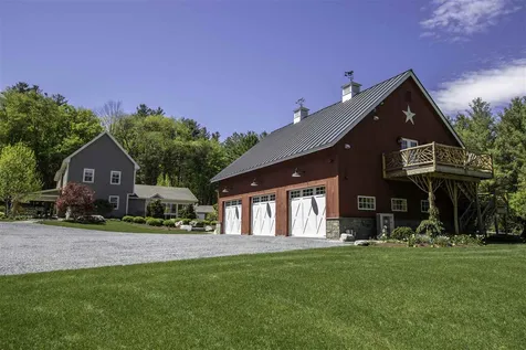 776 Mcnamara Road Dorset VT 05251