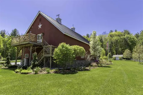 776 Mcnamara Road Dorset VT 05251