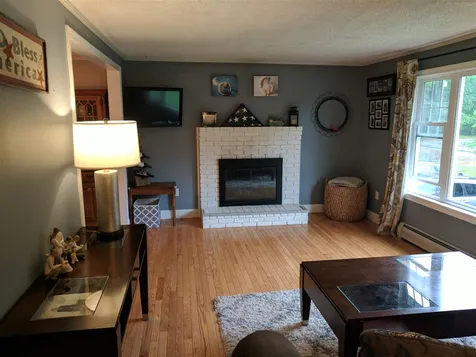 7 Campbell Drive Litchfield NH 03052
