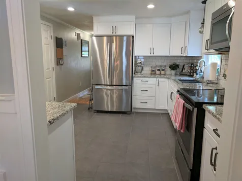 7 Campbell Drive Litchfield NH 03052