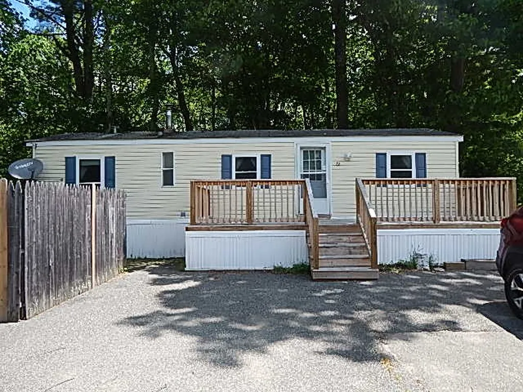 72 Depot Road Epping NH 03042