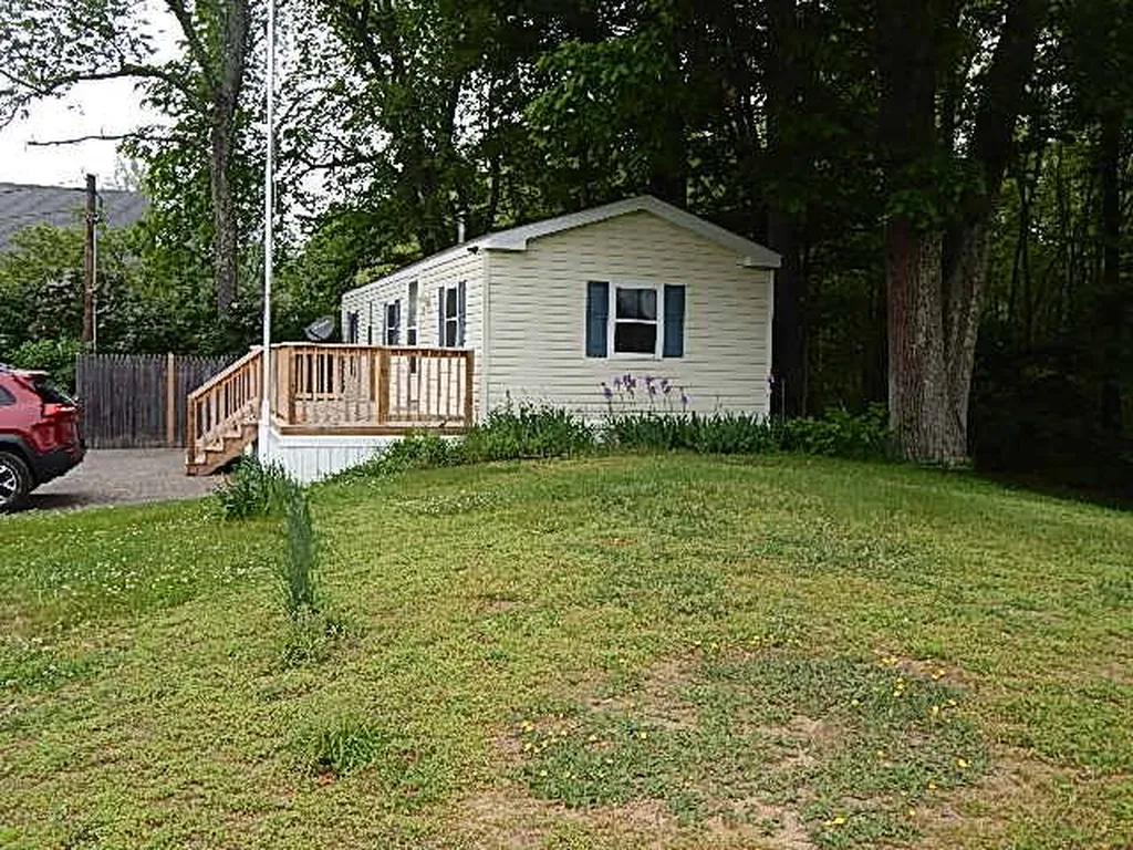 72 Depot Road Epping NH 03042