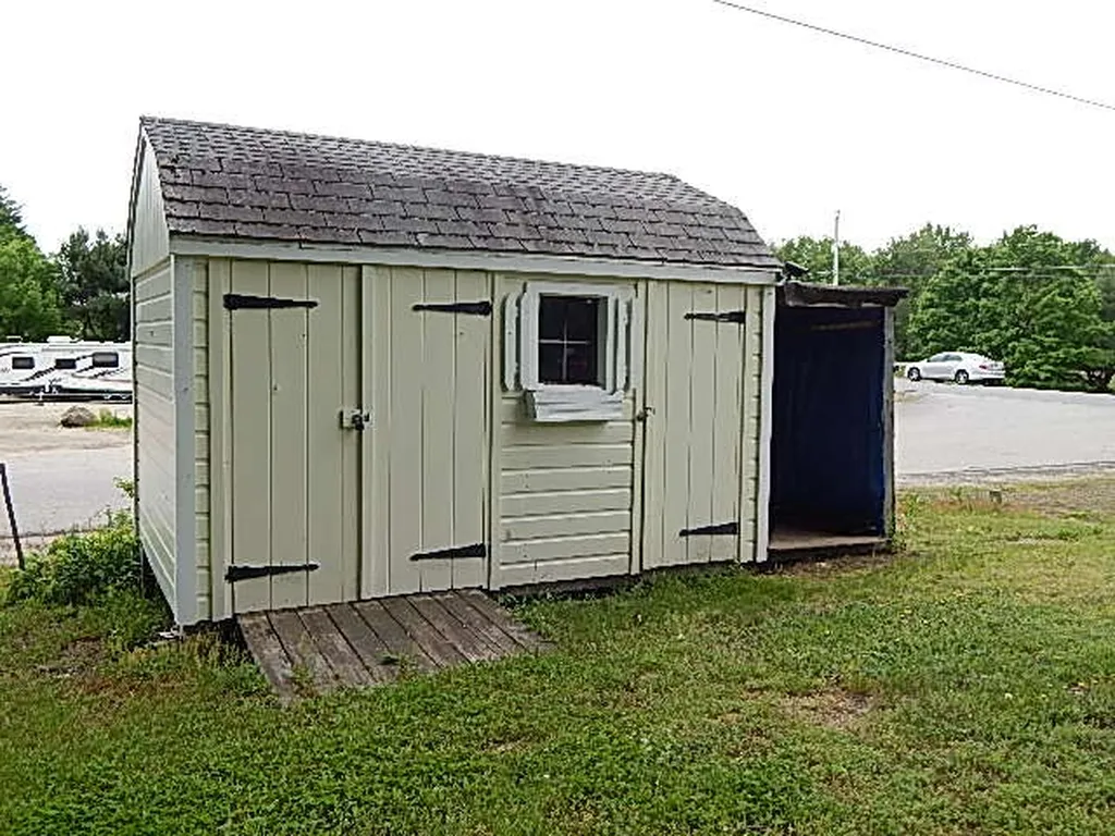 72 Depot Road Epping NH 03042