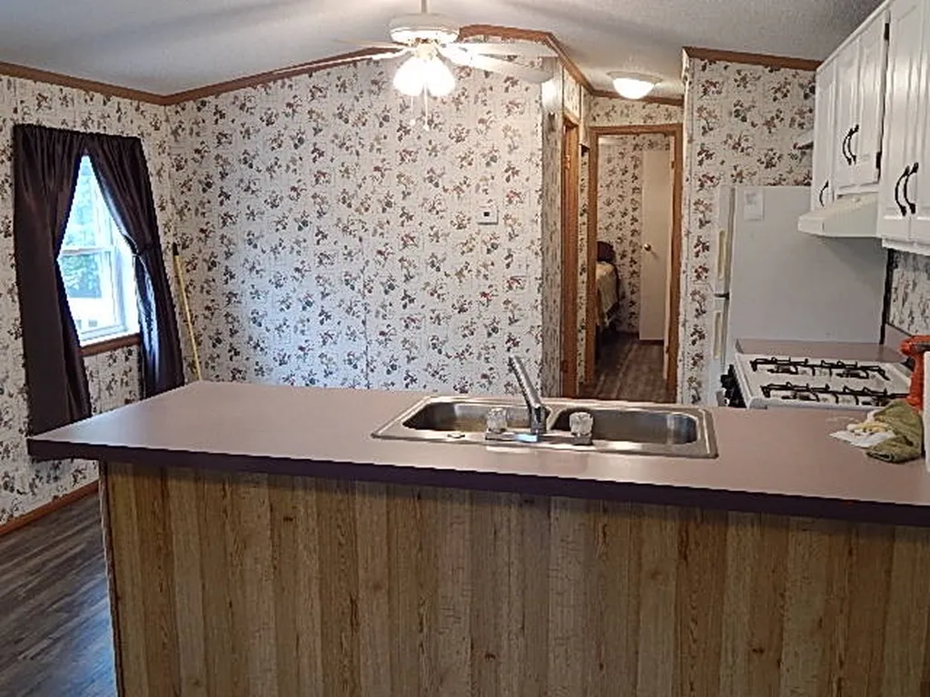 72 Depot Road Epping NH 03042