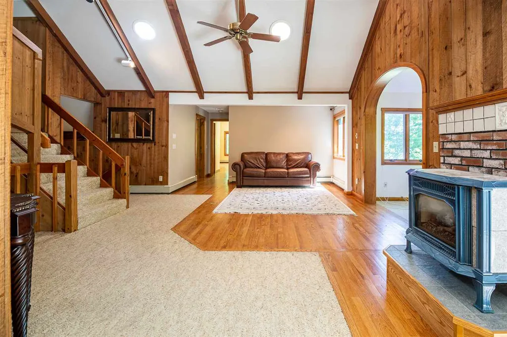 59 Brookridge Drive Grantham NH 03753