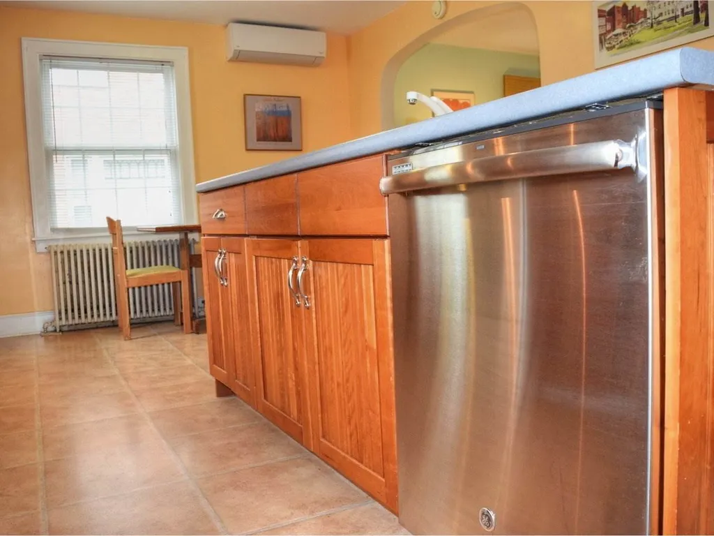 79 Hungerford Terrace Burlington VT 05401