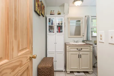 31 Beatrice Street Danville NH 03819