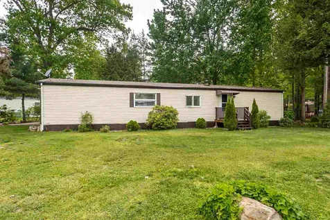 31 Beatrice Street Danville NH 03819