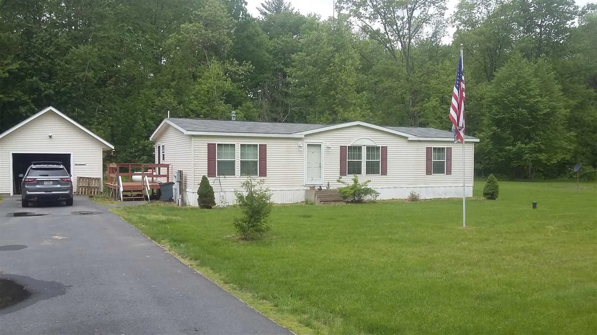 434 Northfield Road Hinsdale NH 03451