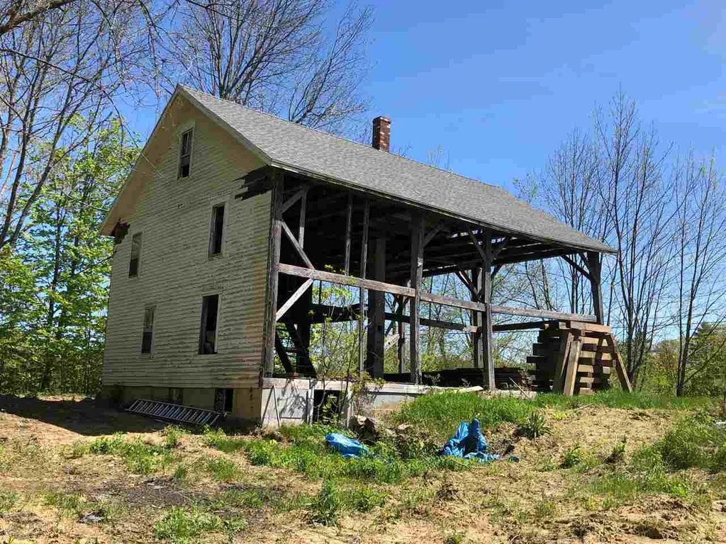265 Dowboro Road Pittsfield NH 03263