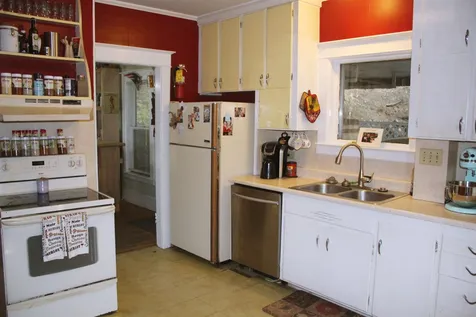 179 Highland Avenue Newport City VT 05855