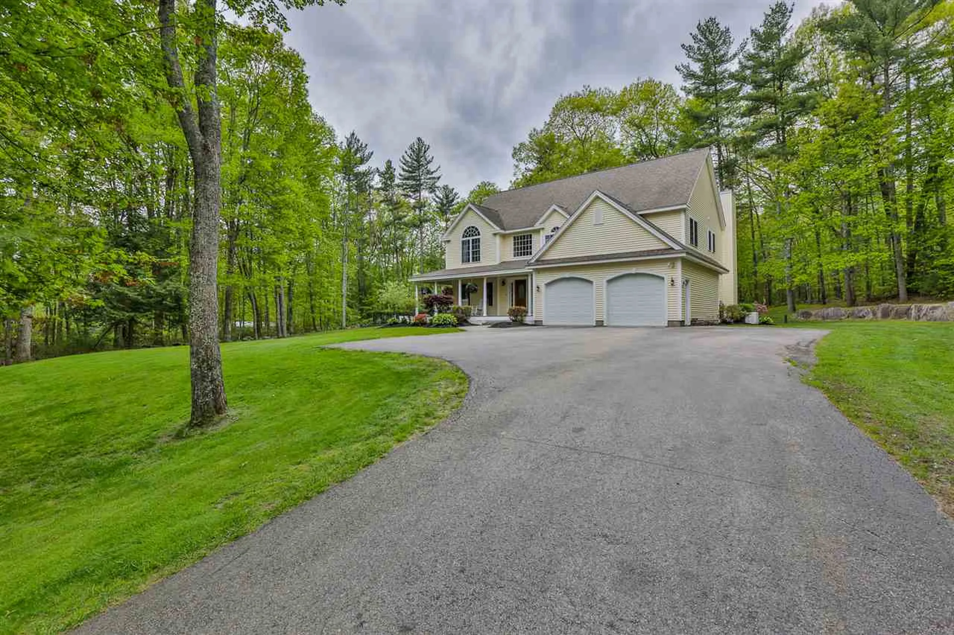 4 Harrington Drive Merrimack NH 03054