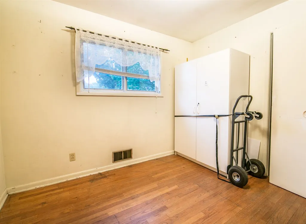 83 Bittersweet Lane Burlington VT 05401