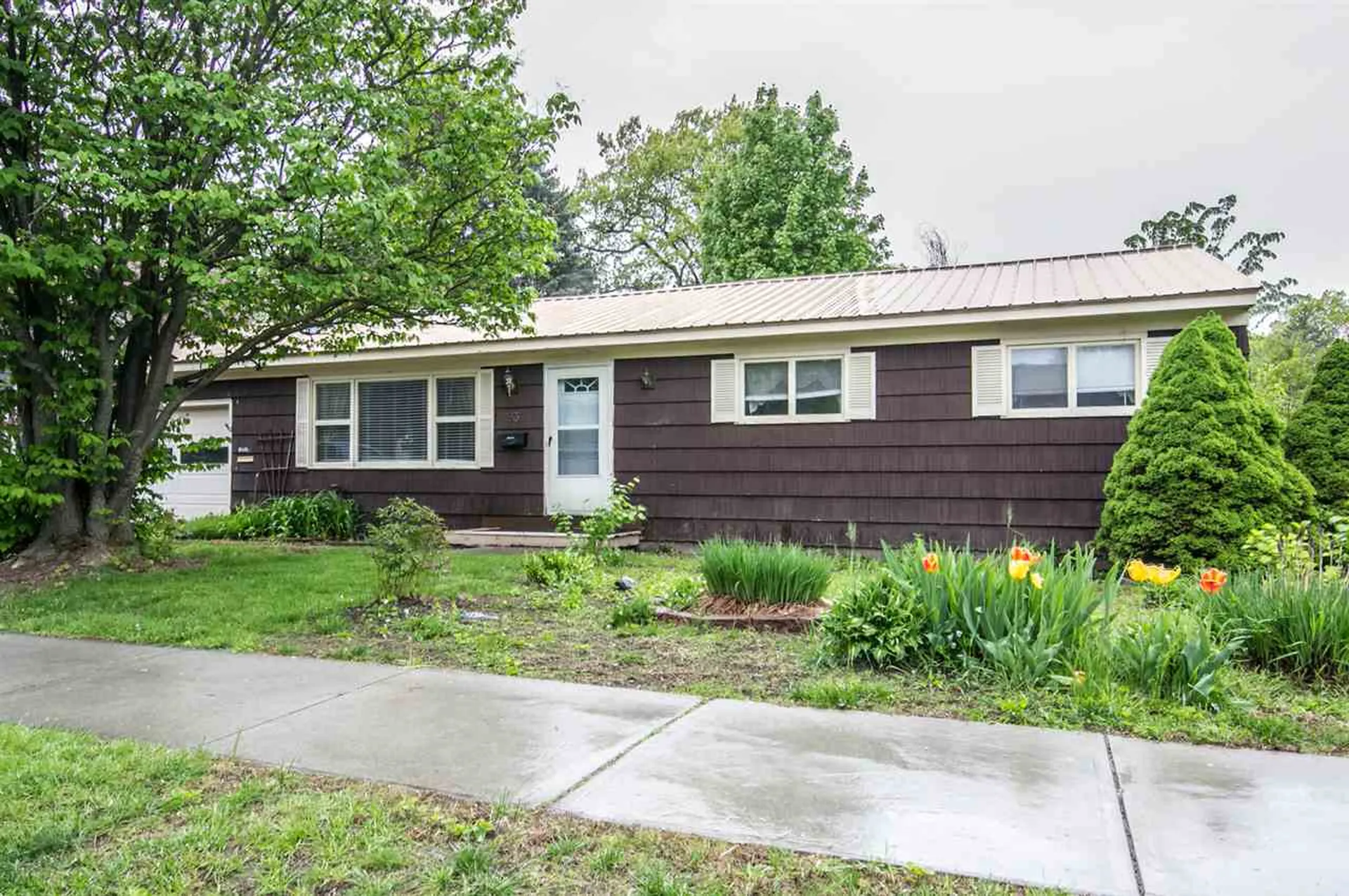 83 Bittersweet Lane Burlington VT 05401