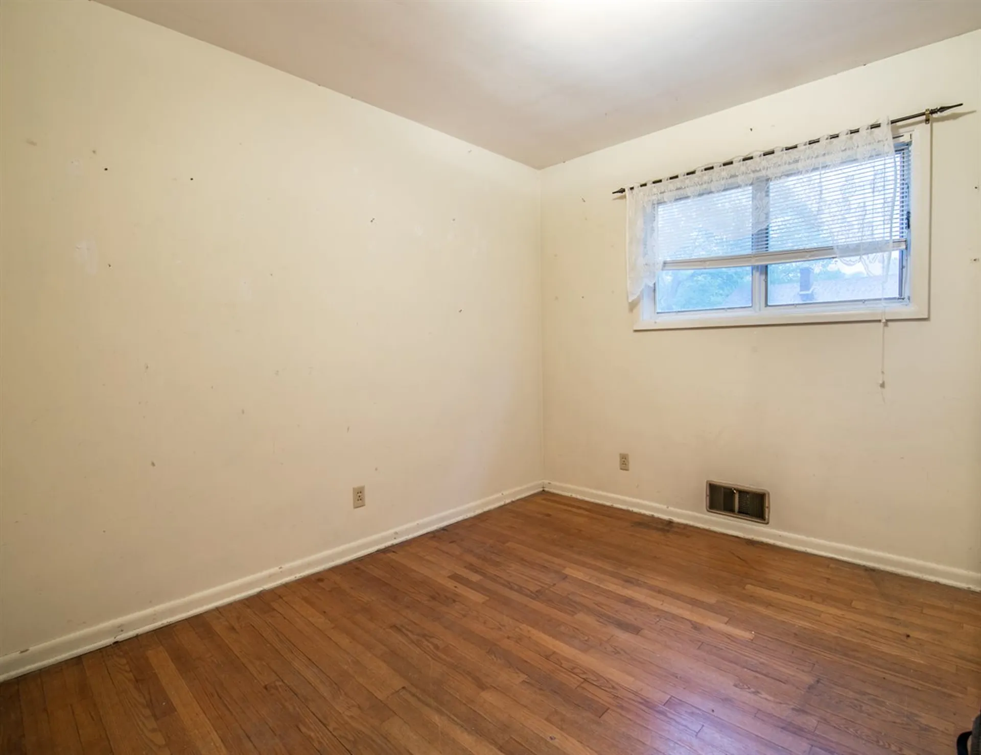 83 Bittersweet Lane Burlington VT 05401