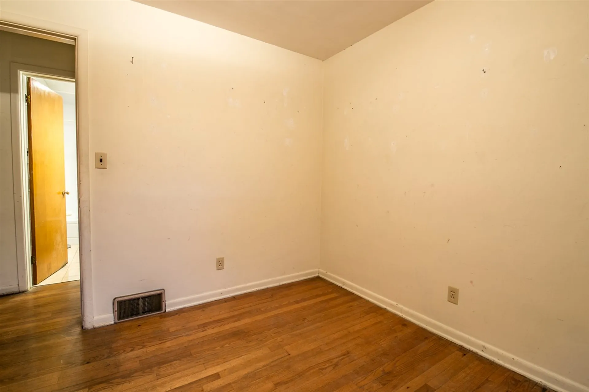 83 Bittersweet Lane Burlington VT 05401