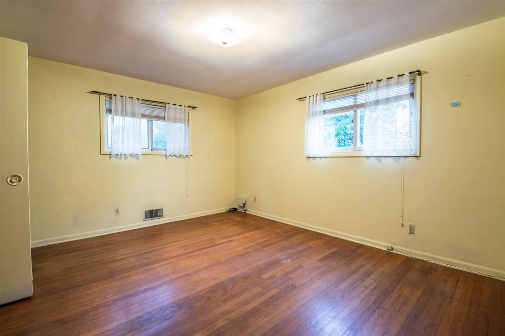 83 Bittersweet Lane Burlington VT 05401