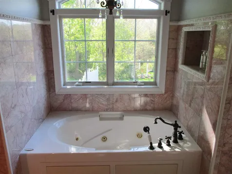 32 Weare Road Seabrook NH 03874