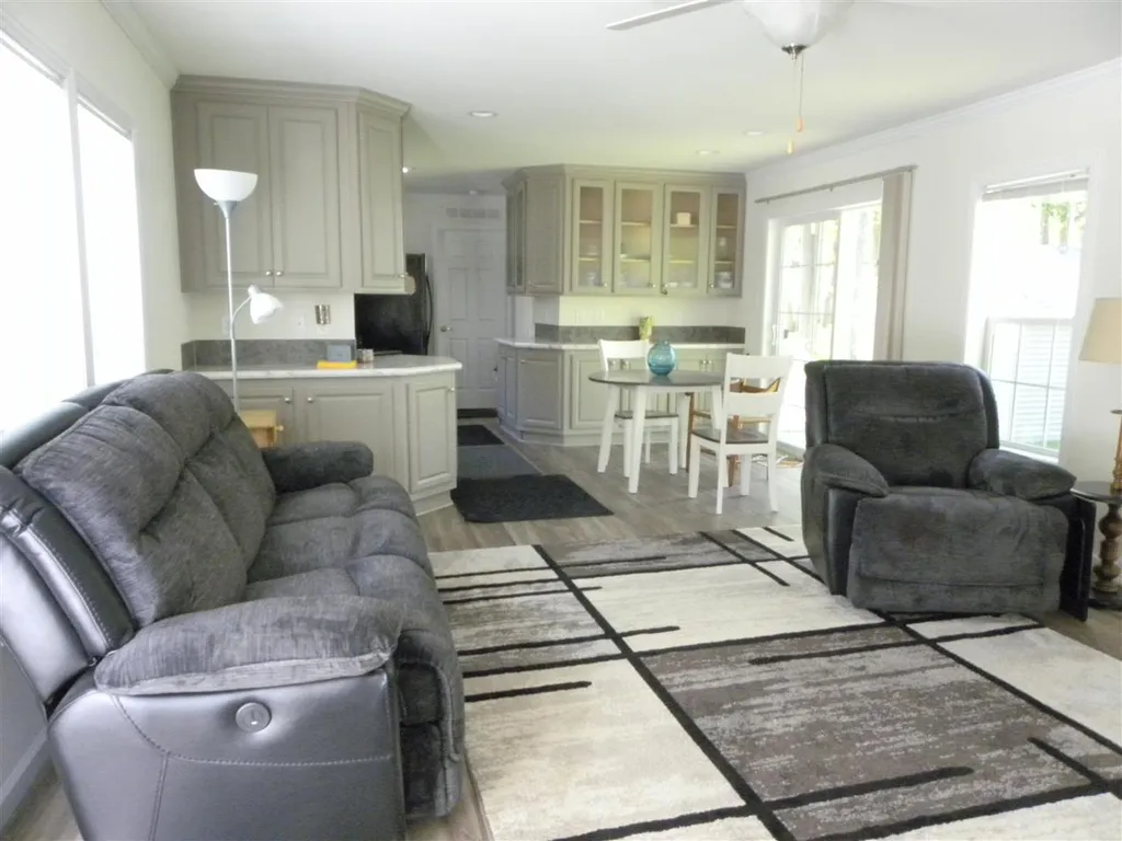31 Norman Road Seabrook NH 03874