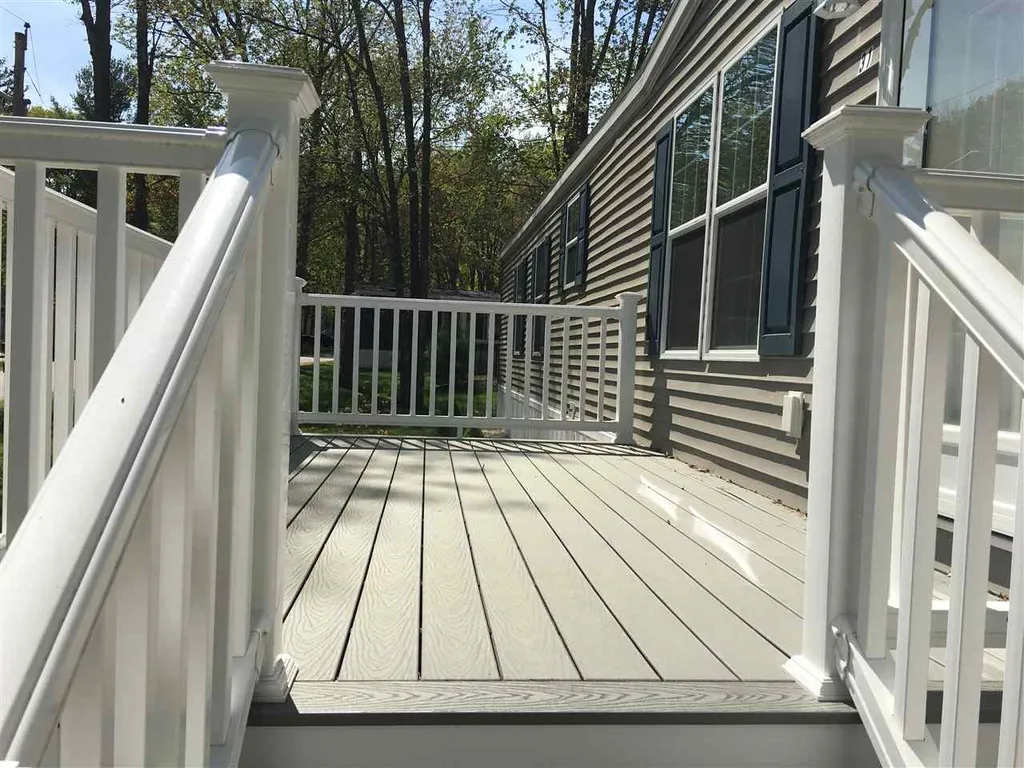 31 Norman Road Seabrook NH 03874
