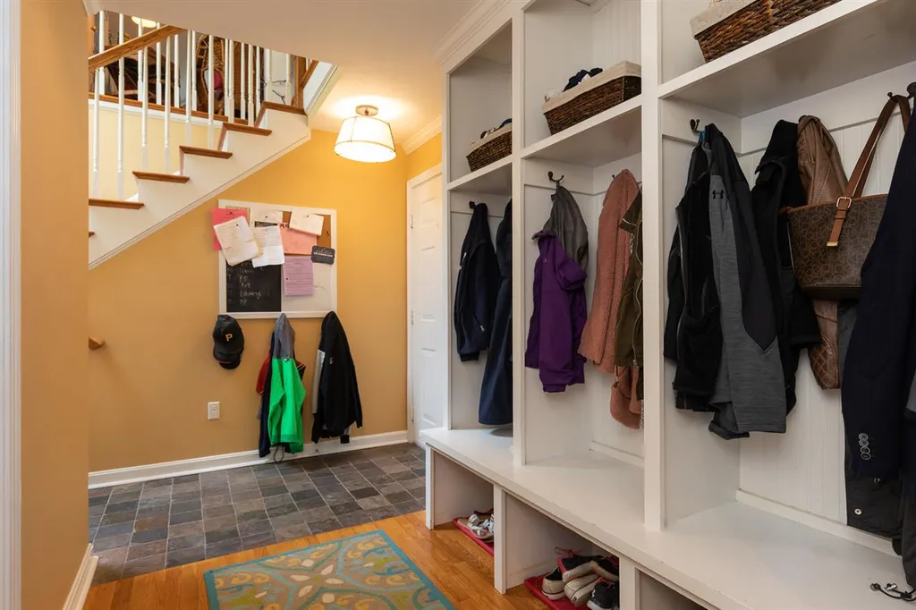 6 Blackford Drive Exeter NH 03833