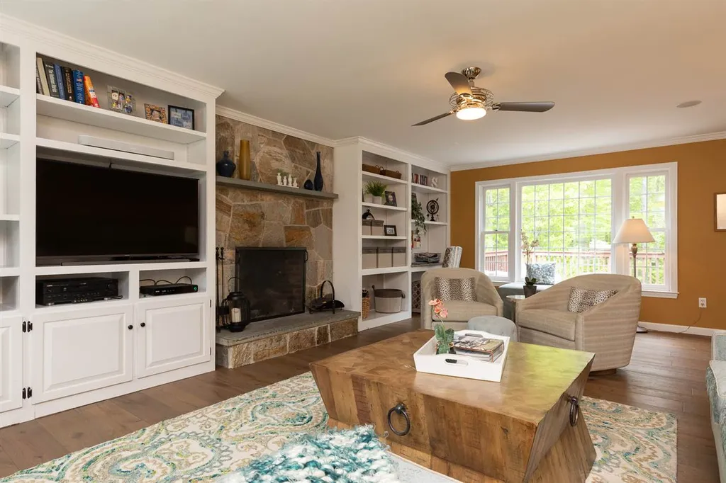 6 Blackford Drive Exeter NH 03833